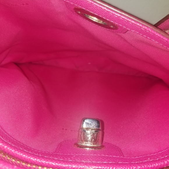 Coach Bright Pink Dome Handbag - Picture 3 of 11